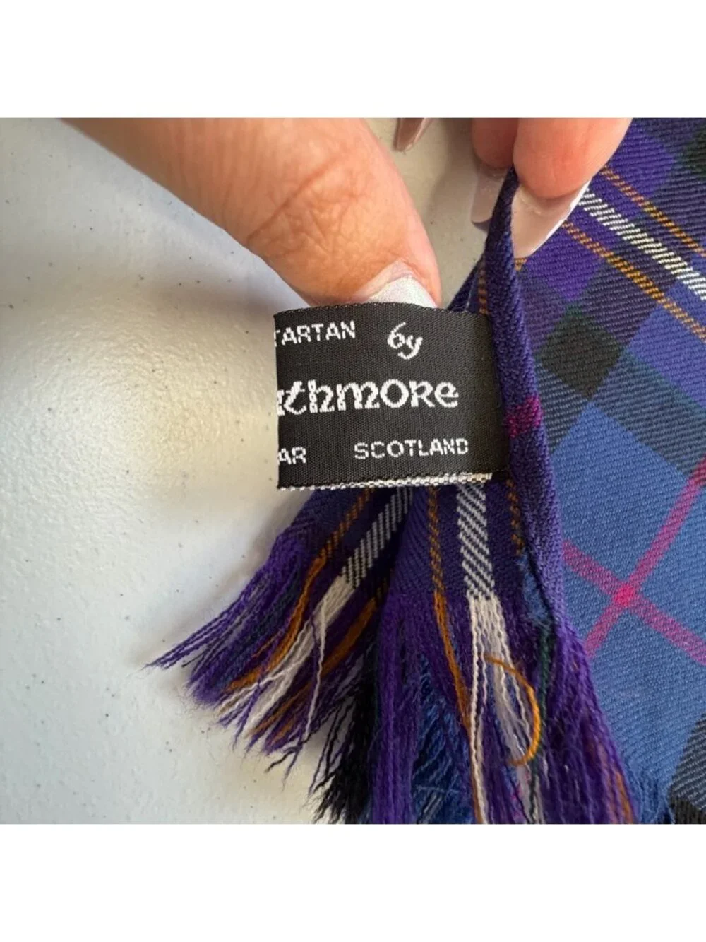 STRATHMORE 100% WOOL Tartan Scarf Made in Scotland Purple Blue Plaid Fringe Mens
